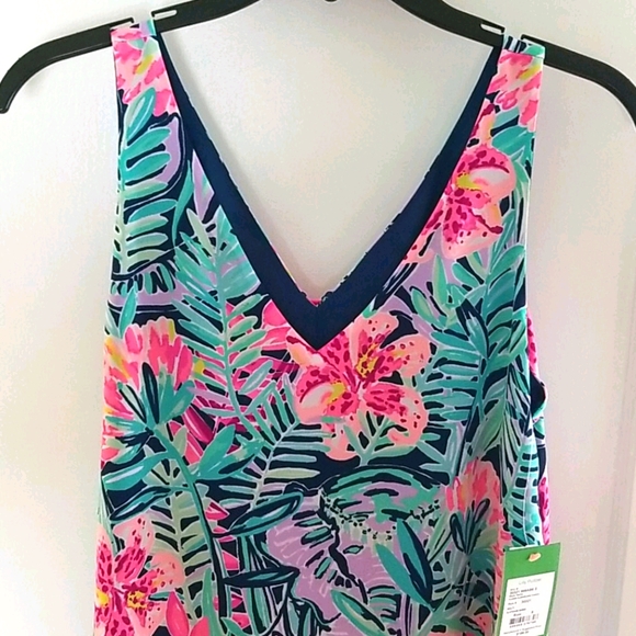Lilly Pulitzer Sleeveless V Neck Dress NWT Small - Picture 1 of 3